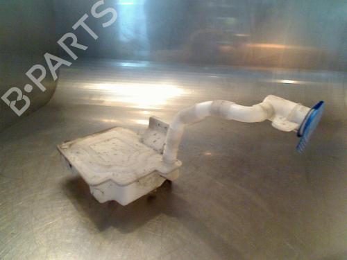 windscreen-washer-tank-seat-altea-5p1-2004-2005-2006-2007-2008-2009-2010-2011-2012-2013-2014-2015-34682870 main image