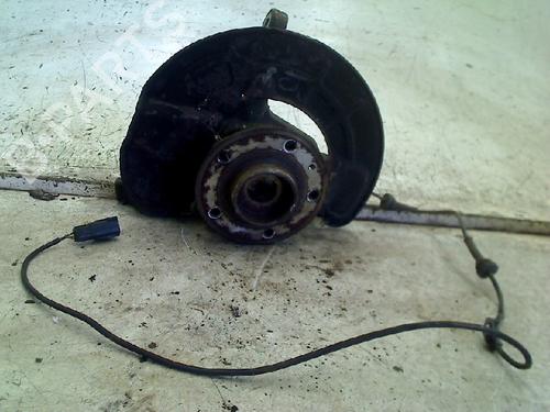 Used Right front steering knuckle Right front steering knuckle VOLVO S70 (874) 2.5 TDI (140 hp) 34674861 34674861