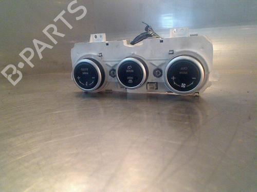 climate-control-mazda-6-hatchback-gg-2002-2003-2004-2005-2006-2007-2008-34684337 main image