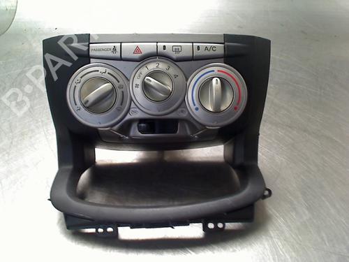 Used Climate control Climate control DAIHATSU SIRION (M3_) 1.3 (M301) (87 hp) 34687281 34687281