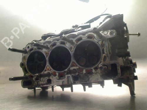 Used Cylinder head Cylinder head LAND ROVER DISCOVERY III (L319) 2.7 TD 4x4 (190 hp) 34685606 34685606