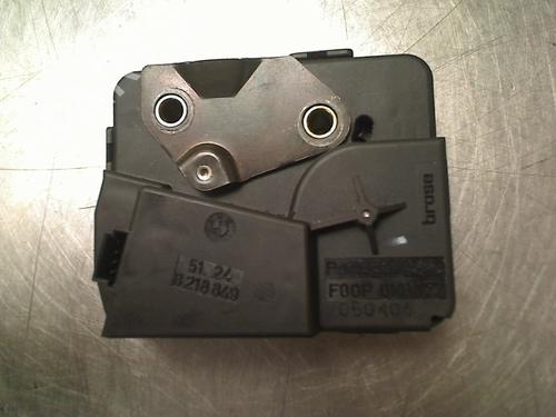 Used Tailgate lock Tailgate lock BMW 3 Touring (E46) 318 i (143 hp) 34688870 34688870