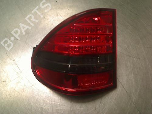 Used Left taillight Left taillight MERCEDES-BENZ E-CLASS T-Model (S210) E 320 T (210.265) (224 hp) 34688895 34688895
