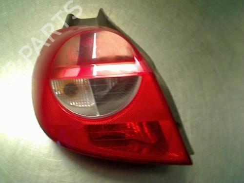 Used Left taillight Left taillight RENAULT CLIO III (BR0/1, CR0/1) 1.2 16V (BR02, BR0J, BR11, CR02, CR0J, CR11) (75 hp) 40527646 40527646