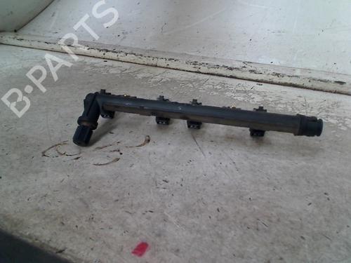 Used Injection rail Injection rail FIAT SEICENTO / 600 (187_) 1.1 (187AXB, 187AXB1A, 187AXC1A02) (54 hp) 34665093 34665093