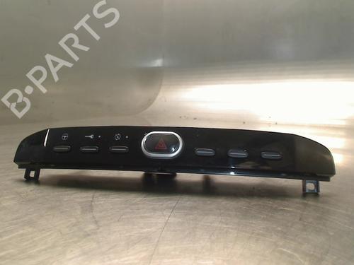 Used Warning switch Warning switch RENAULT MEGANE II Coupé-Cabriolet (EM0/1_) 2.0 16V Turbo (163 hp) 34685121 34685121