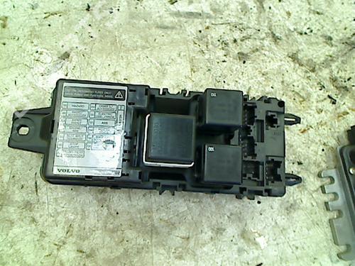 Used Fuse box Fuse box VOLVO V40 Estate (645) 1.8 (122 hp) 34652880 34652880