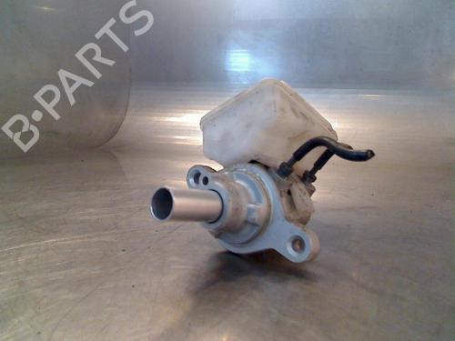 Used Brake master cylinder Brake master cylinder PEUGEOT 107 (PM_, PN_) 1.0 (68 hp) 34684424 34684424