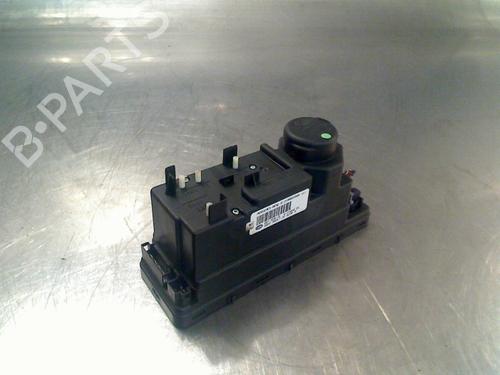 Used Central lock pump Central lock pump MERCEDES-BENZ CLK Convertible (A208) CLK 200 (208.435) (136 hp) 34682620 34682620