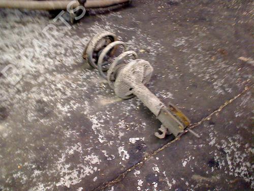 Used Left front shock absorber Left front shock absorber MITSUBISHI SPACE WAGON (N9_W, N8_W) 2.4 GDI (N84W) (150 hp) 34663930 34663930