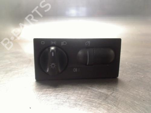 Used Headlight switch Headlight switch VW GOLF III (1H1) 1.8 (75 hp) 34687743 34687743
