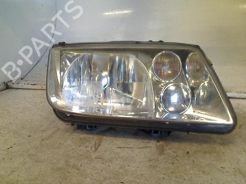 Used Right headlight Right headlight VW BORA I (1J2) 1.6 (101 hp) 34665984 34665984