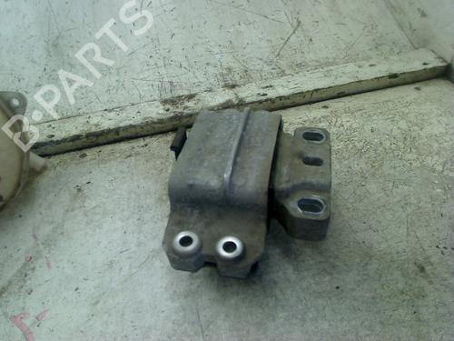 Used Engine mount Engine mount 34671800 34671800