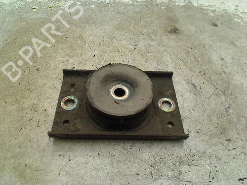 Used Engine mount Engine mount RENAULT MASTER II Van (FD) 2.5 dCi 120 (FD0M, FD0U, FD0W, FD2M, FD2W, FD3M, FD3U,... (115 hp) 34666610 34666610