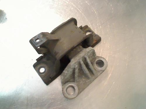 engine-mount-opel-corsa-d-s07-2006-2007-2008-2009-2010-2011-2012-2013-2014-2015-34679051 main image