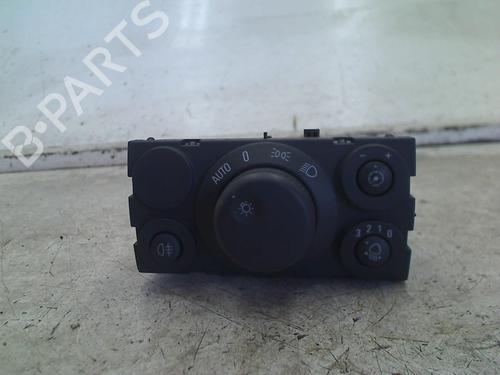 headlight-switch-opel-astra-h-a04-2004-2005-2006-2007-2008-2009-2010-2011-2012-2013-2014-34667354 main image