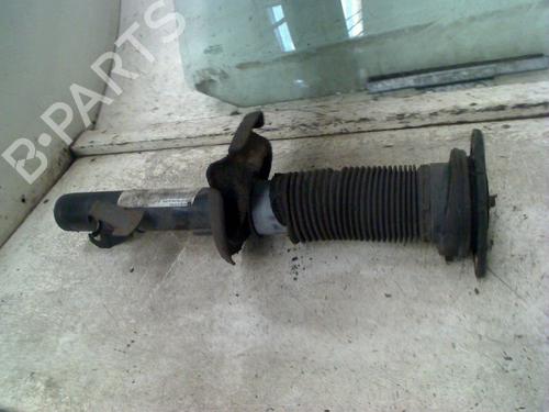 Used Right front shock absorber Right front shock absorber VOLVO S40 II (544) 2.0 D (136 hp) 34669846 34669846
