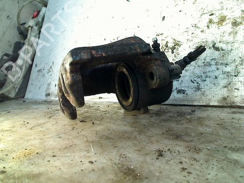 Used Right front brake caliper Right front brake caliper VOLVO 850 (854) 2.4 (144 hp) 34650486 34650486