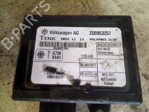 Used Switch Switch VW LT 28-46 II Van (2DA, 2DD, 2DH) 2.5 TDI (109 hp) 34674548 34674548