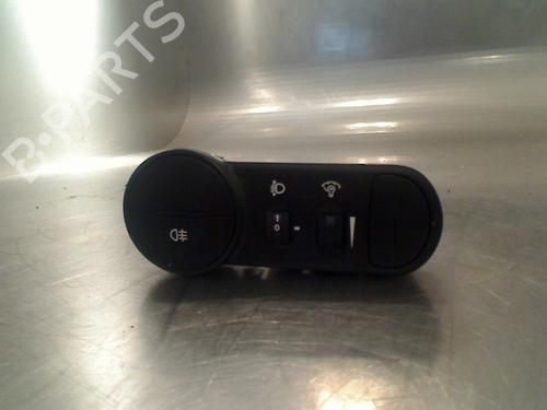 Used Headlight switch Headlight switch HYUNDAI i10 I (PA) 1.2 (78 hp) 34681815 34681815