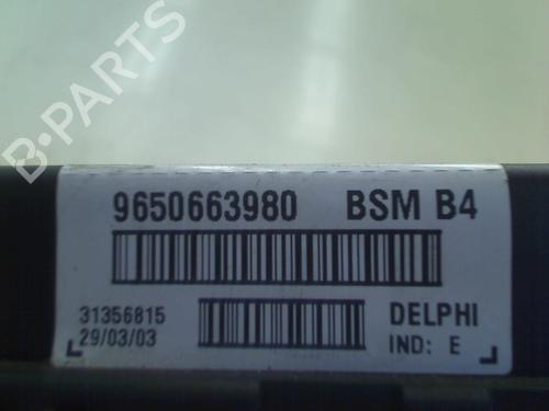 Fuse box PEUGEOT 307 Break (3E) 1.6 16V | BP34668015E1 - Image 2