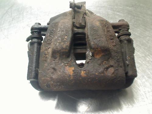 Used Right front brake caliper Right front brake caliper CITROËN C8 (EA_, EB_) 2.0 16V (140 hp) 34685697 34685697