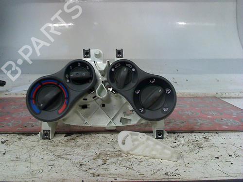 climate-control-fiat-panda-169_-2003-34660446 main image