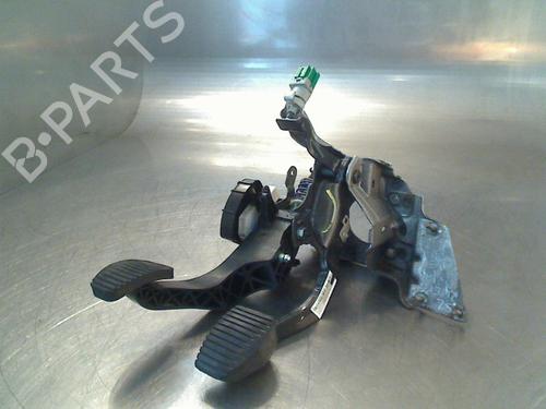 Used Pedal Pedal PEUGEOT 5008 (0U_, 0E_) 1.6 16V (156 hp) 34683740 34683740