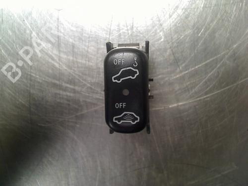 switch-mercedes-benz-e-class-t-model-s210-1996-1997-1998-1999-2000-2001-2002-2003-34688933 main image