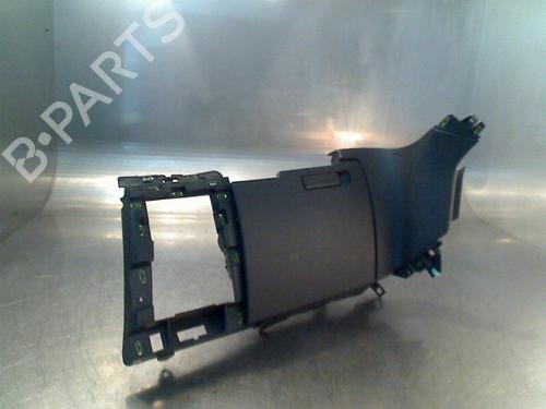 Used Glove box Glove box PEUGEOT 5008 (0U_, 0E_) 1.6 16V (156 hp) 34683739 34683739