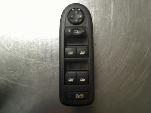 Used Switch Switch PEUGEOT 308 I (4A_, 4C_) 1.6 16V (120 hp) 34691588 34691588