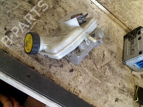 brake-master-cylinder-ford-transit-van-fa_-_-2000-2001-2002-2003-2004-2005-2006-34657147 main image