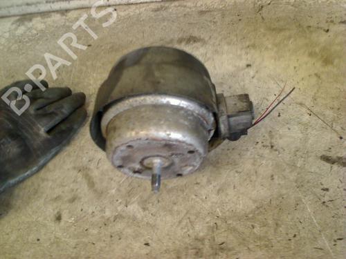 engine-mount-audi-a4-b6-avant-8e5-2000-2001-2002-2003-2004-2005-34669681 main image