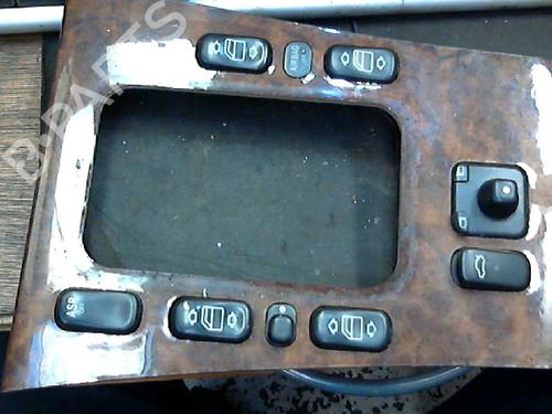 switch-mercedes-benz-e-class-w210-1995-1996-1997-1998-1999-2000-2001-2002-2003-34653342 main image