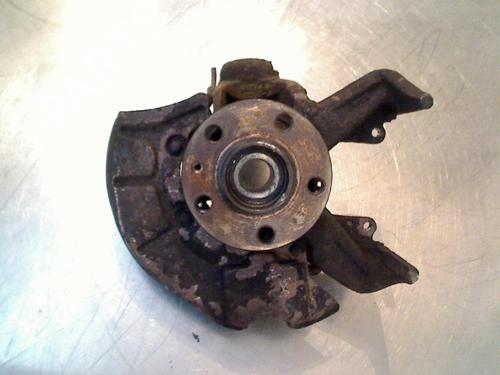 Used Right front steering knuckle Right front steering knuckle VW BORA I (1J2) 1.6 16V (105 hp) 34680827 34680827
