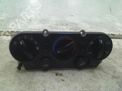 Used Climate control Climate control FORD FIESTA V (JH_, JD_) 1.25 16V (70 hp) 34666577 34666577