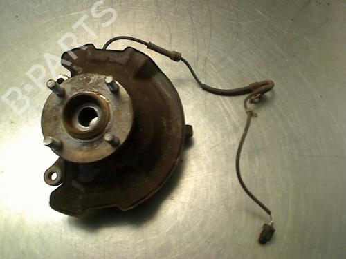 Used Left front steering knuckle Left front steering knuckle SUZUKI SWIFT III (MZ, EZ) 1.3 (RS413, ZC11S) (92 hp) 35775135 35775135