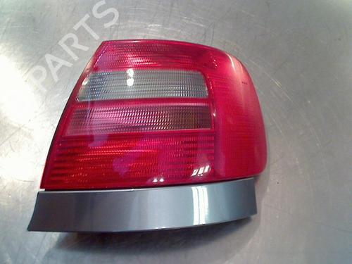 Used Right taillight Right taillight AUDI A4 B5 (8D2) 1.8 (125 hp) 34681096 34681096