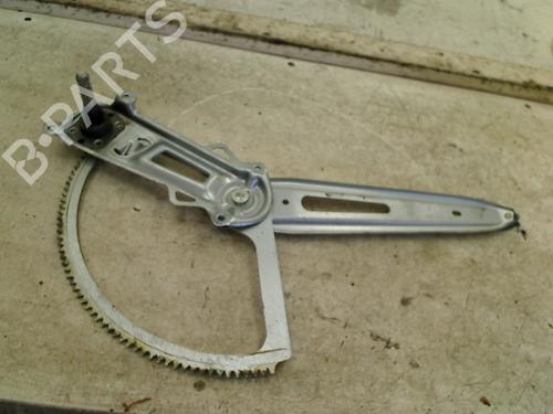 Elevador vidro trás esquerdo Elevador vidro trás esquerdo OPEL ZAFIRA A MPV (T98) 2.0 DI 16V (F75) (82 hp) 34655215 34655215