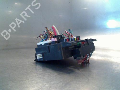 Used Fuse box Fuse box MITSUBISHI LANCER VIII (CY_A, CZ_A) 1.8 (CY3A, CY6A) (143 hp) 34684885 34684885