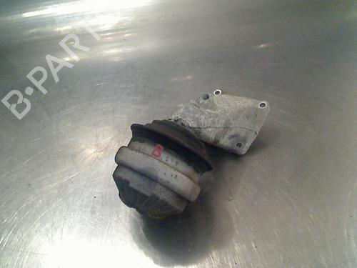 Used Engine mount Engine mount MERCEDES-BENZ CLK Convertible (A208) CLK 200 (208.435) (136 hp) 34682622 34682622