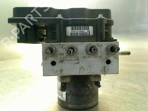 Pompa ABS Pompa ABS PEUGEOT 3008 I MPV (0U_) 1.6 VTi (120 hp) 35799590 35799590
