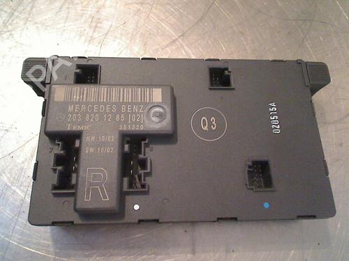 Used Electronic module Electronic module MERCEDES-BENZ C-CLASS T-Model (S203) C 200 Kompressor (203.242) (163 hp) 34680678 34680678