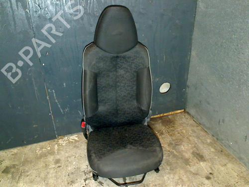 Fahrersitz für Fahrersitz PEUGEOT 107 (PM_, PN_) 1.0 (68 hp) 34677797 34677797