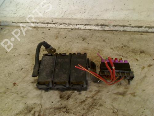 Used Fuse box Fuse box 34672176 34672176