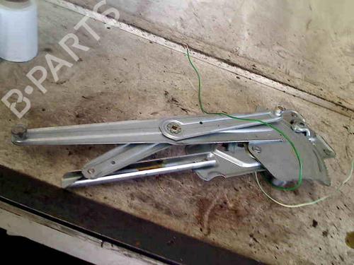 Used Rear right window mechanism Rear right window mechanism RENAULT TWINGO I (C06_) 1.2 (C066, C068) (58 hp) 34657657 34657657