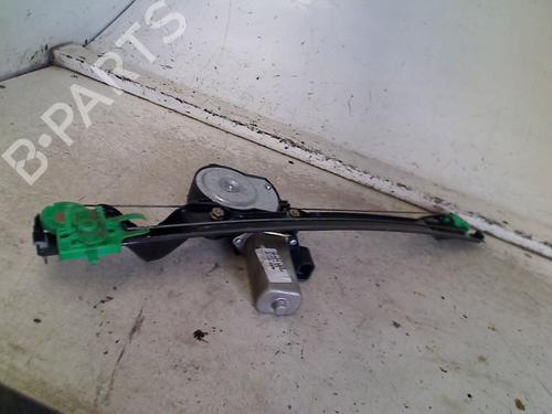 Used Front right window mechanism Front right window mechanism FIAT PUNTO (188_) 1.2 60 (188.030, .050, .130, .150, .230, .250) (60 hp) 34667794 34667794
