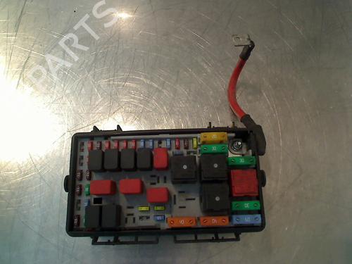 Used Fuse box Fuse box FIAT GRANDE PUNTO (199_) 1.4 (199AXB11, 199AXB1A, 199BXB1A, 199AXL1A) (77 hp) 34677945 34677945