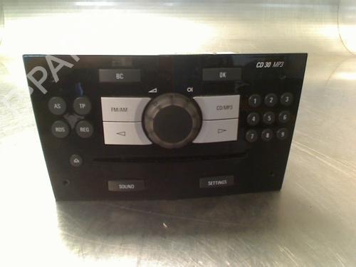Used Radio Radio OPEL CORSA D (S07) 1.0 (L08, L68) (60 hp) 34688011 34688011