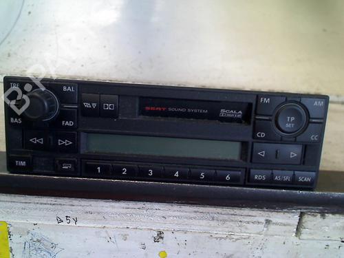 Used Radio Radio SEAT ALHAMBRA (7V8, 7V9) 1.8 T 20V (150 hp) 34667970 34667970